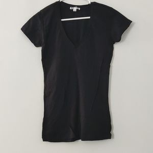 BLACK VNECK SIZE SMALL